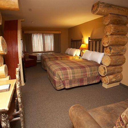 Whitefish Lodge And Suites Cross Lake Buitenkant foto
