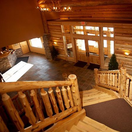 Whitefish Lodge And Suites Cross Lake Buitenkant foto