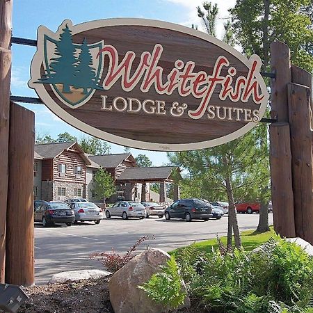 Whitefish Lodge And Suites Cross Lake Buitenkant foto